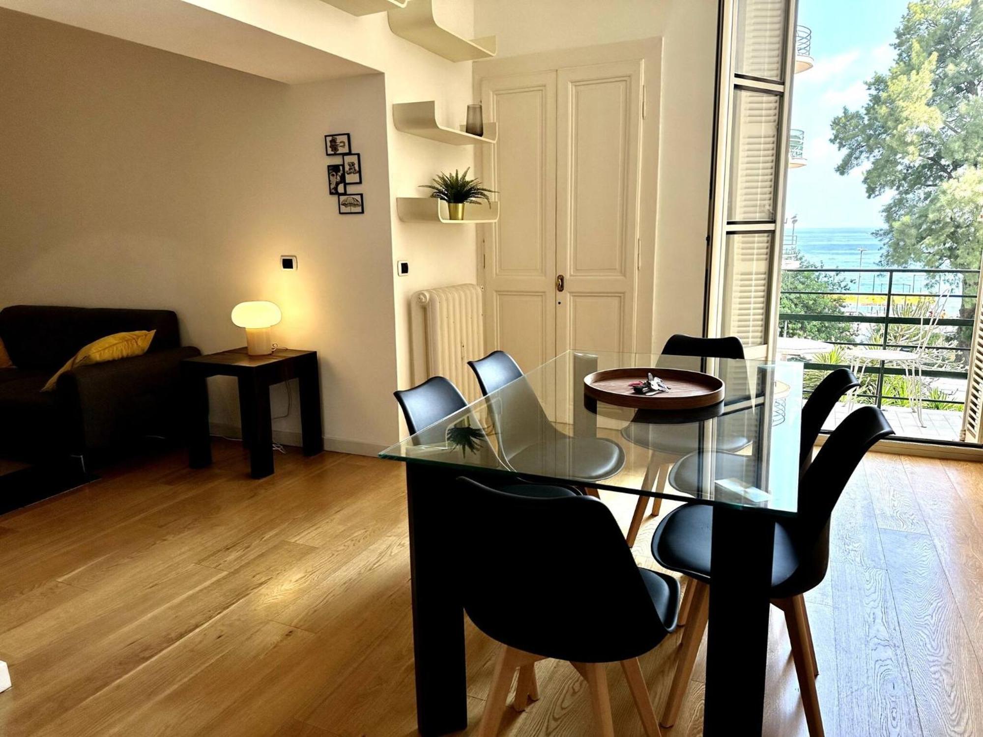 Beau 3 Pieces Vue Mer Menton Exterior foto
